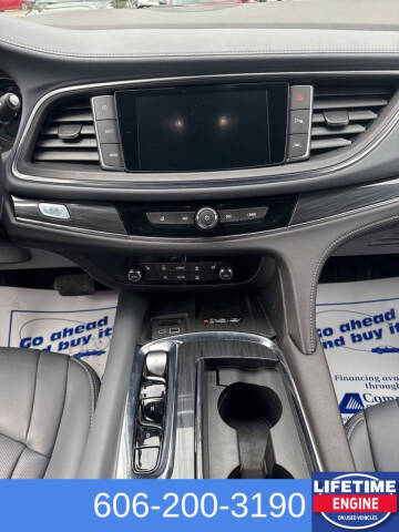 2023 Buick Enclave Essence