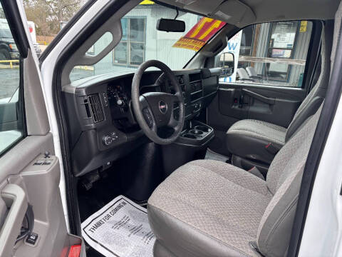 2017 GMC Savana 2500
