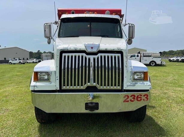 2017 Western Star 4700 SF