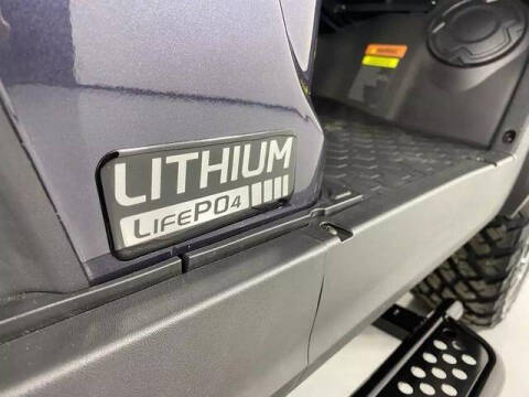 2025 Evolution MAVERICK 4 PLUS