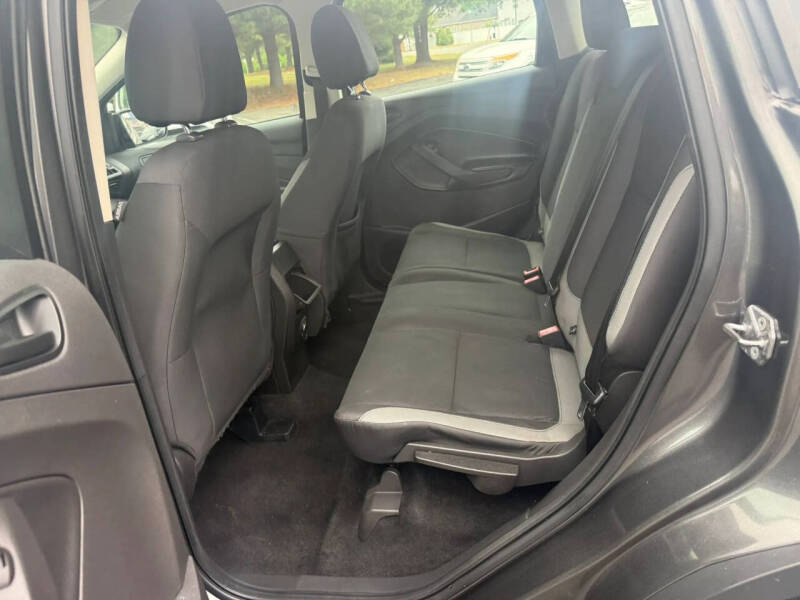 2015 Ford Escape S