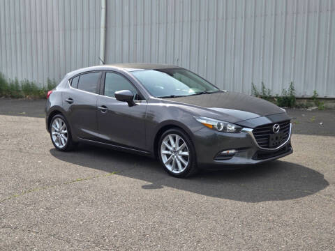2017 Mazda MAZDA3 Touring