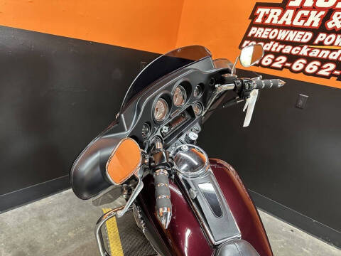 2005 Harley-Davidson® FLHTCUI - Electra Glide®