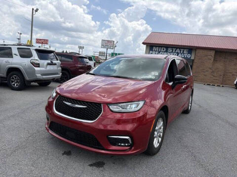 2025 Chrysler Pacifica Select Photo