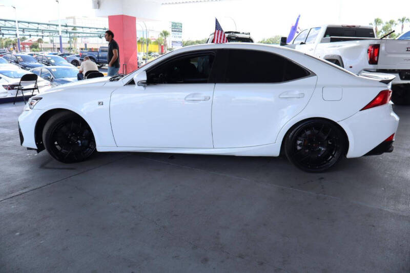 2017 Lexus IS 350