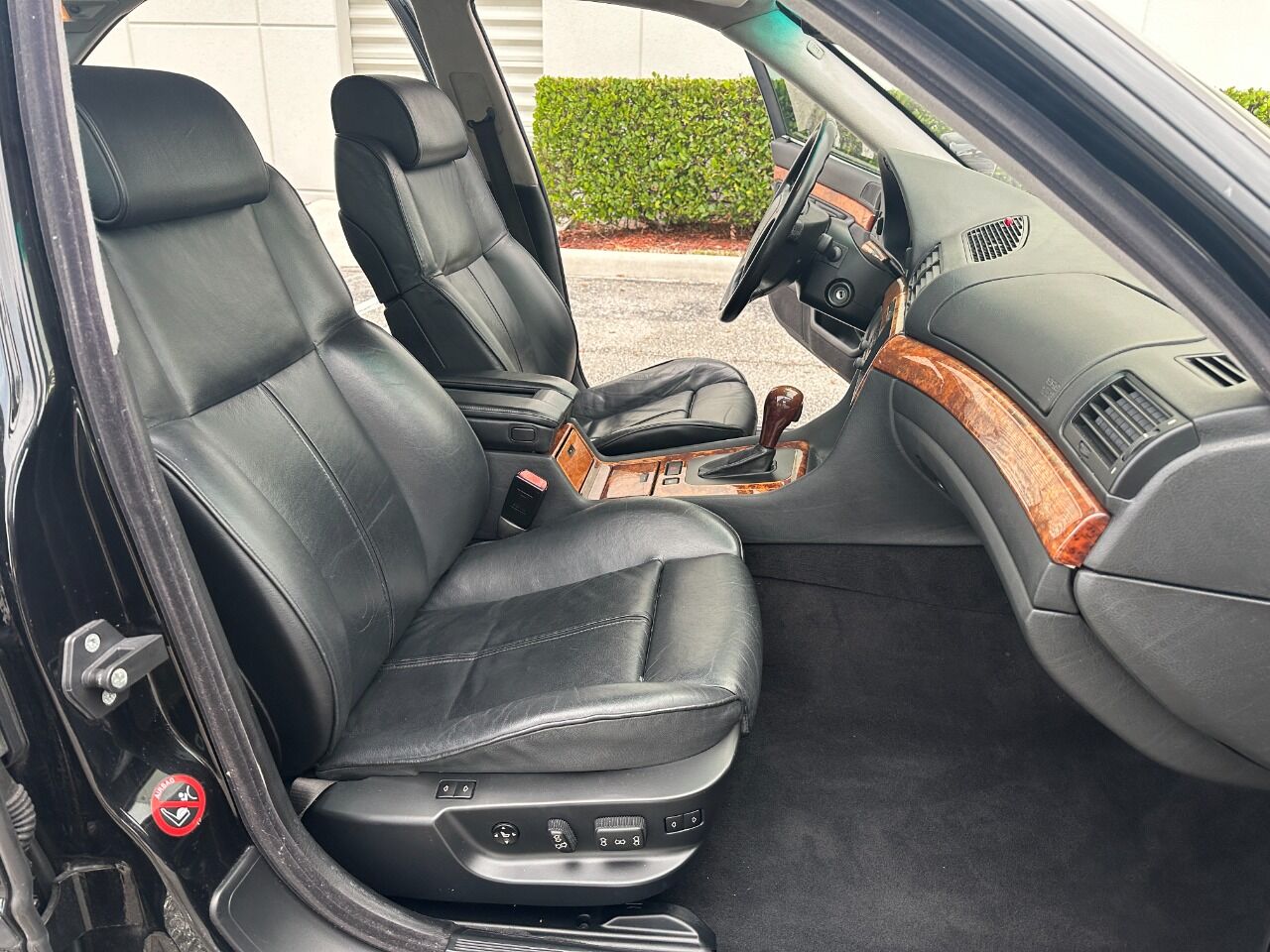 2000 BMW 7 Series  - $12,900