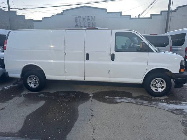 2019 Chevrolet Express 2500