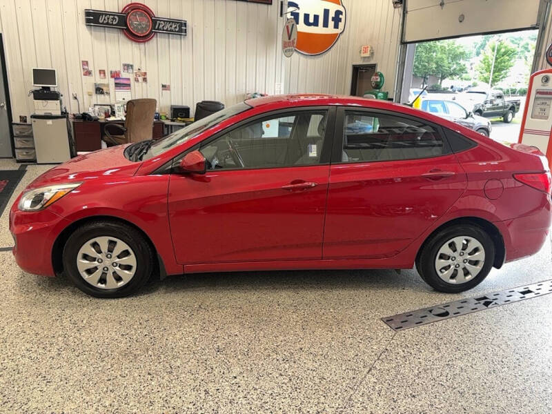 2016 Hyundai Accent SE