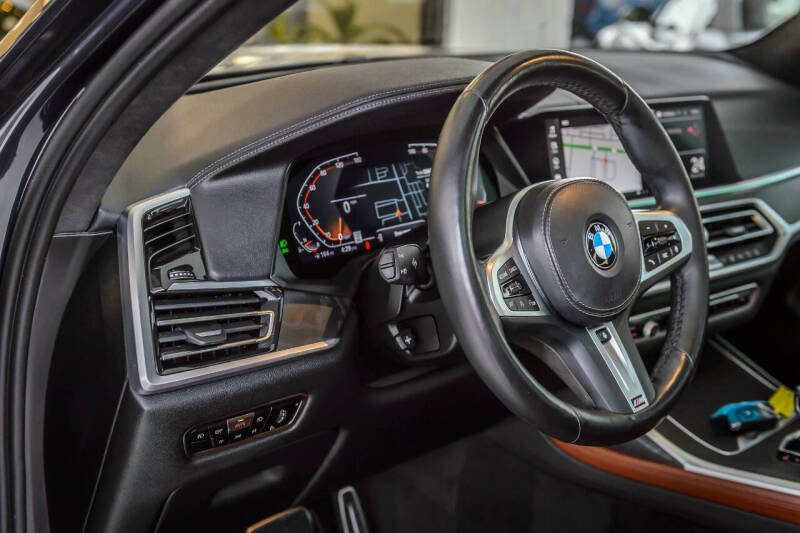 2022 BMW X7 xDrive40i