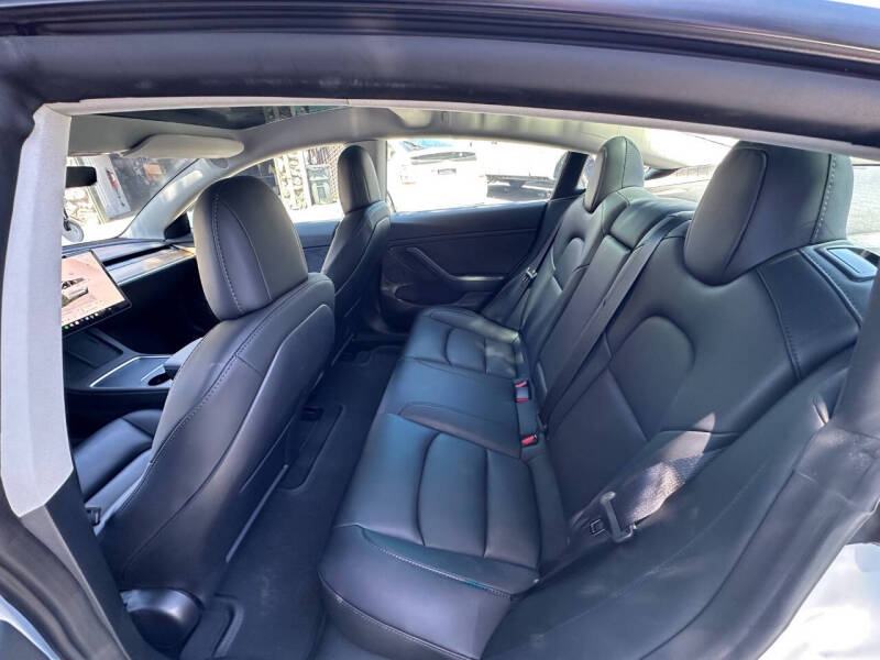 2023 Tesla Model 3 Performance