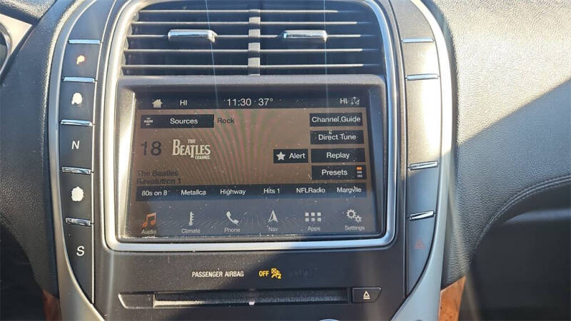 2019 Lincoln Nautilus Select