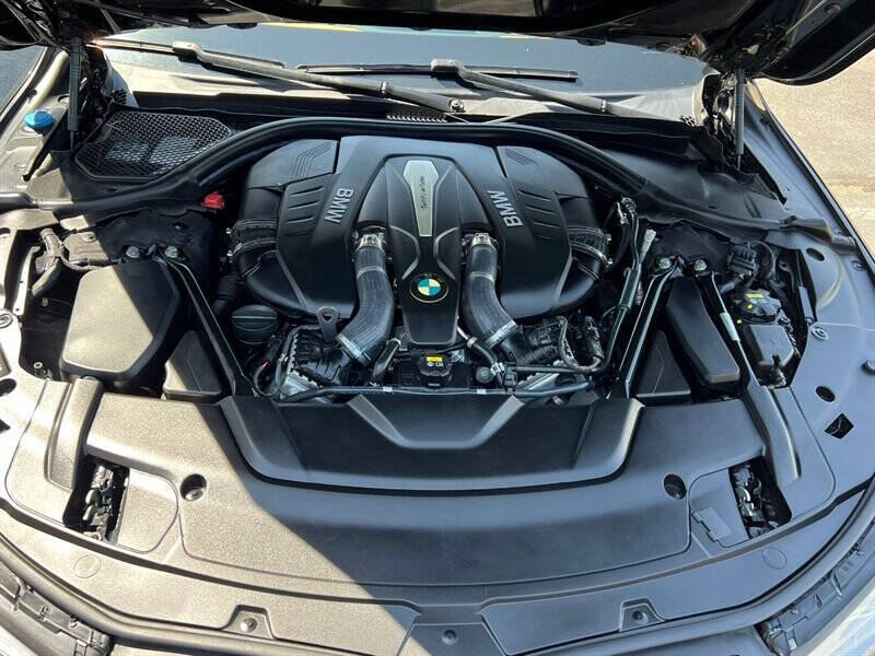 2018 BMW 7 Series 750i xDrive