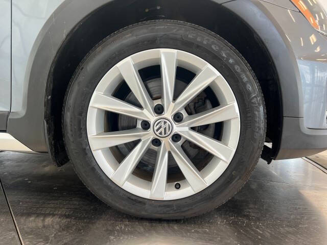 2017 Volkswagen Golf Alltrack