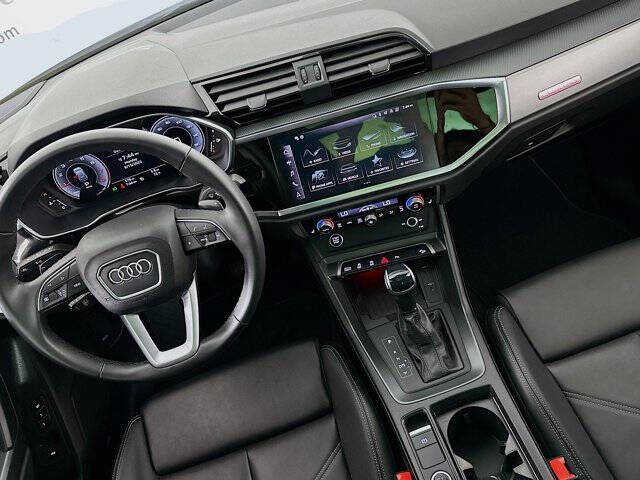 2024 Audi Q3 quattro S line Prem Plus 45 TFSI