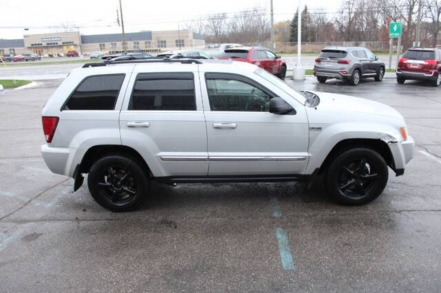 2007 Jeep Grand Cherokee Limited photo 8