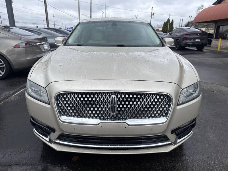 2017 Lincoln Continental Premiere