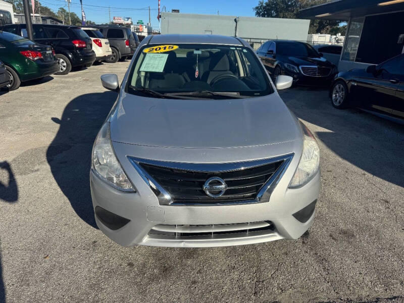 2015 Nissan Versa 1.6 SV