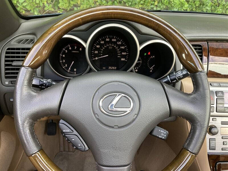 2006 Lexus SC 430