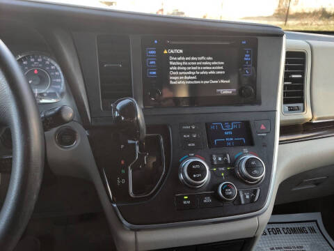 2015 Toyota Sienna XLE Premium 7-Passenger