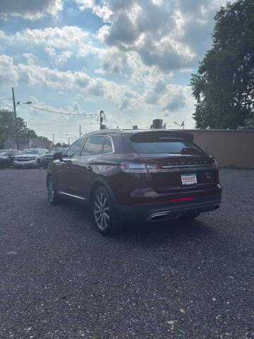 2019 Lincoln Nautilus Select
