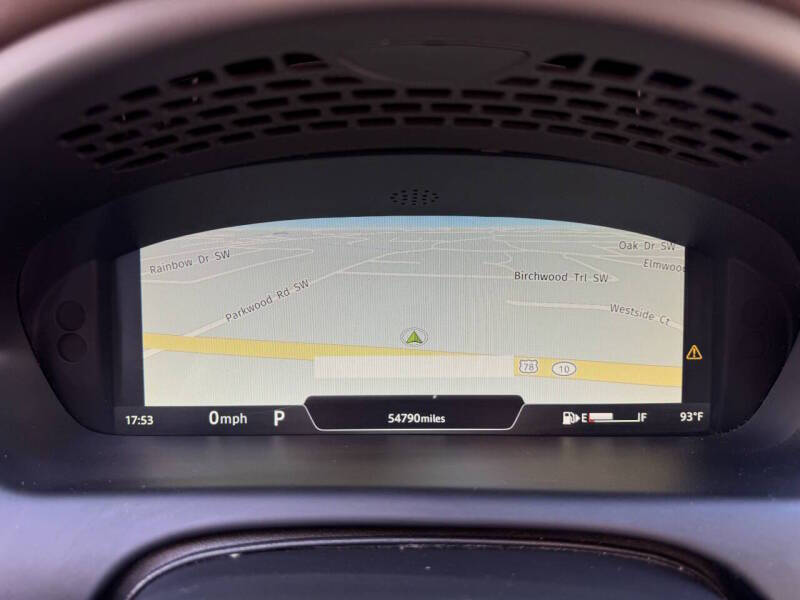 2016 Jaguar XJ R-Sport