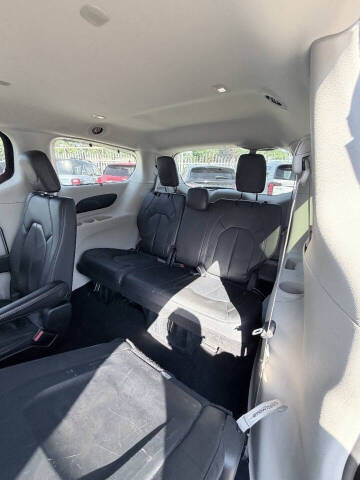 2019 Chrysler Pacifica Touring L