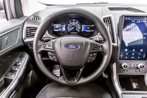 2021 Ford Edge SE