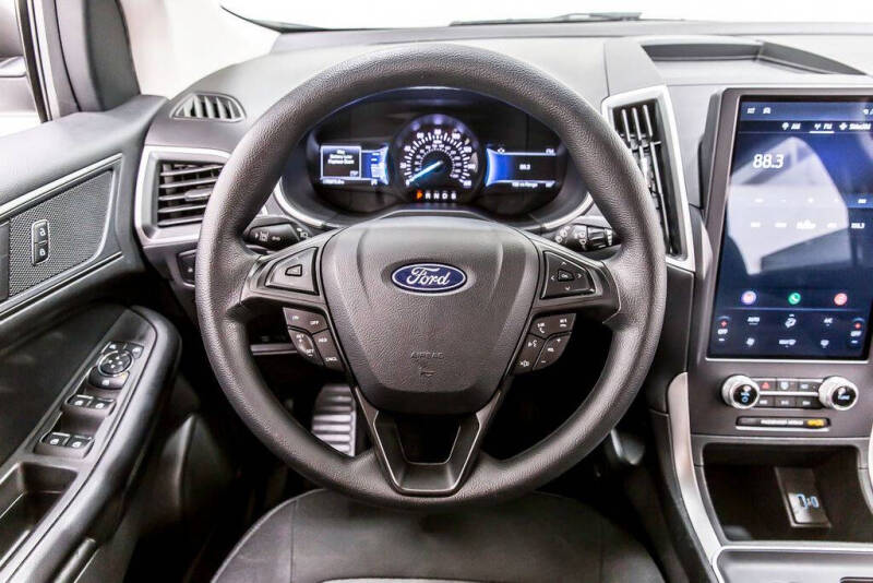 2021 Ford Edge SE