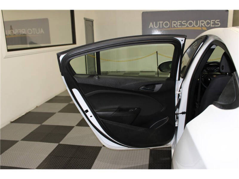 2019 Chevrolet Cruze LS