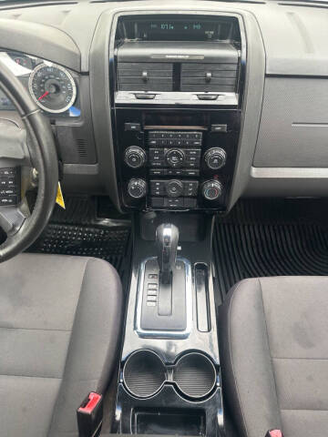 2011 Ford Escape XLT