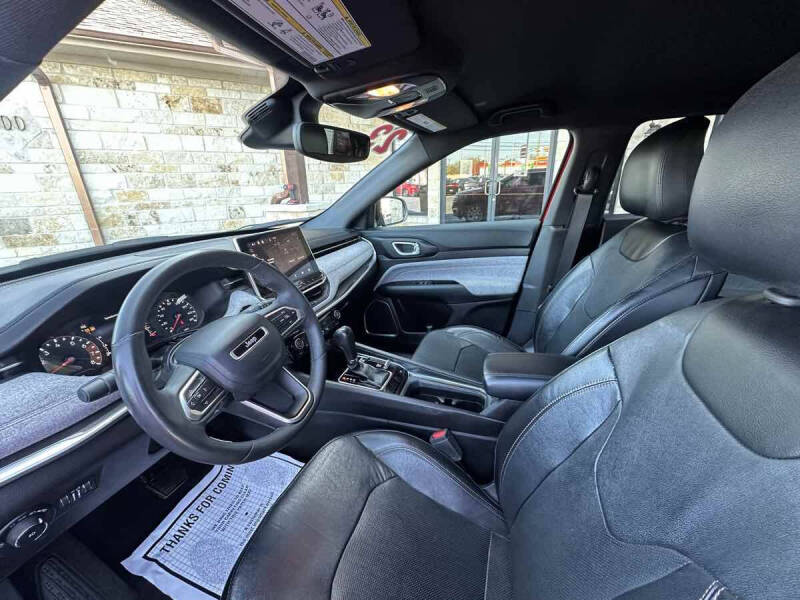 2023 Jeep Compass Latitude Lux