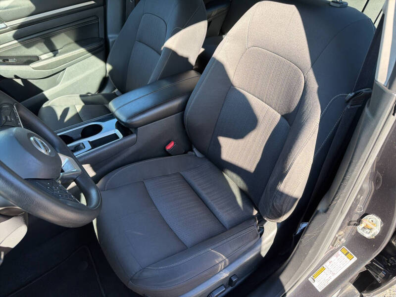 2021 Nissan Altima 2.5 SV