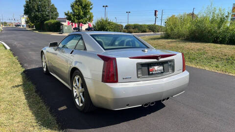 2005 Cadillac XLR