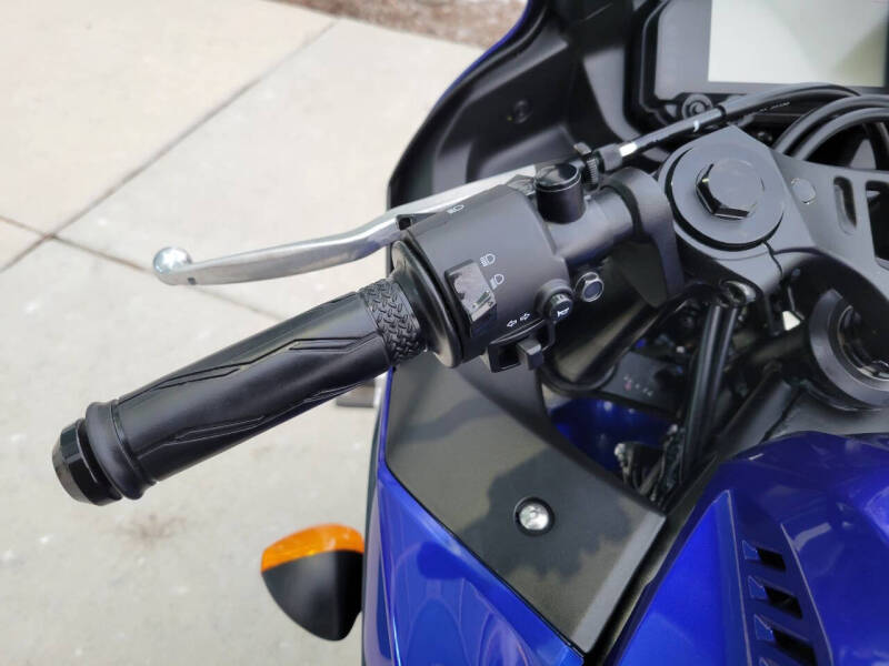 2024 Yamaha YZF-R3