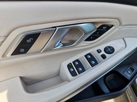 2022 BMW 3 Series 330i