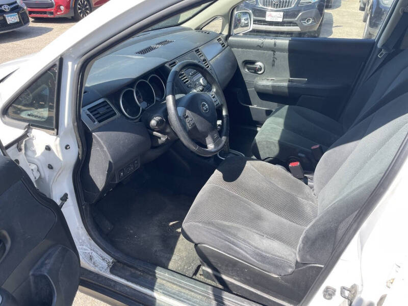 2012 Nissan Versa 1.8 S