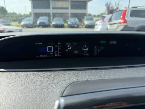 2016 Toyota Prius Two
