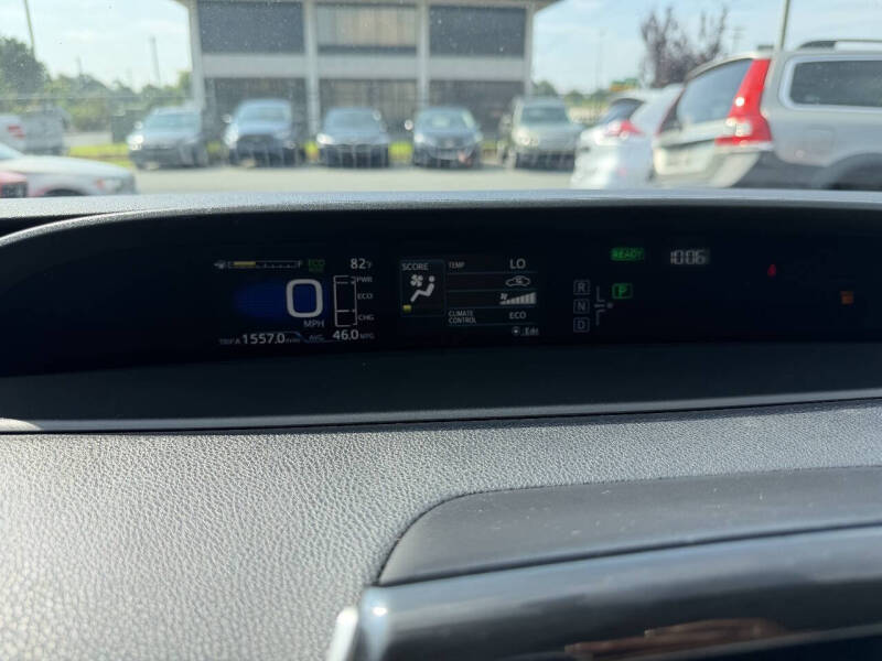 2016 Toyota Prius Two
