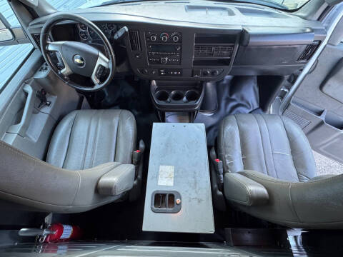 2017 Chevrolet Express 3500