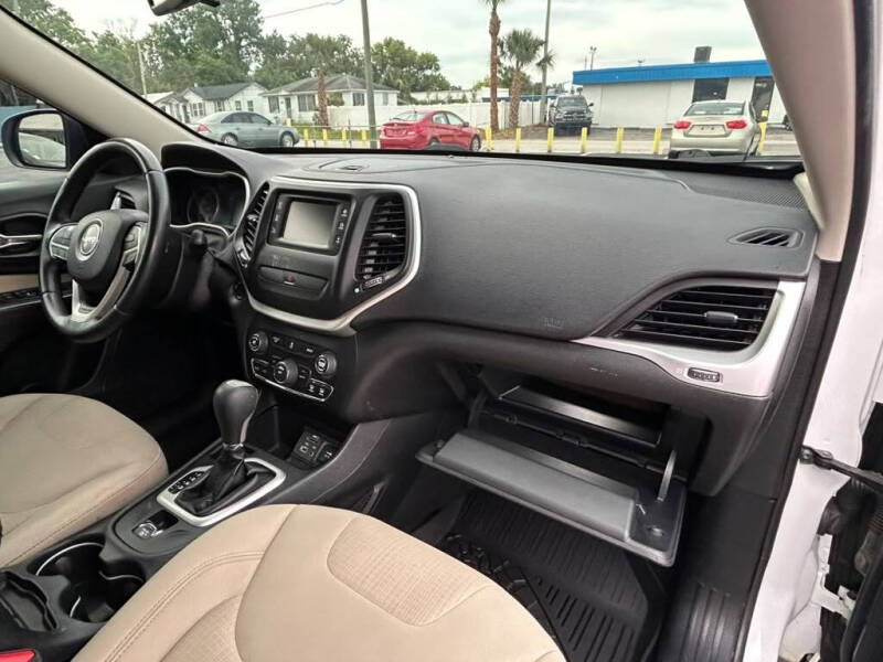 2017 Jeep Cherokee Latitude
