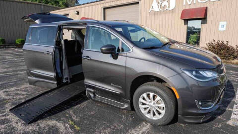 2019 Chrysler Pacifica Touring L