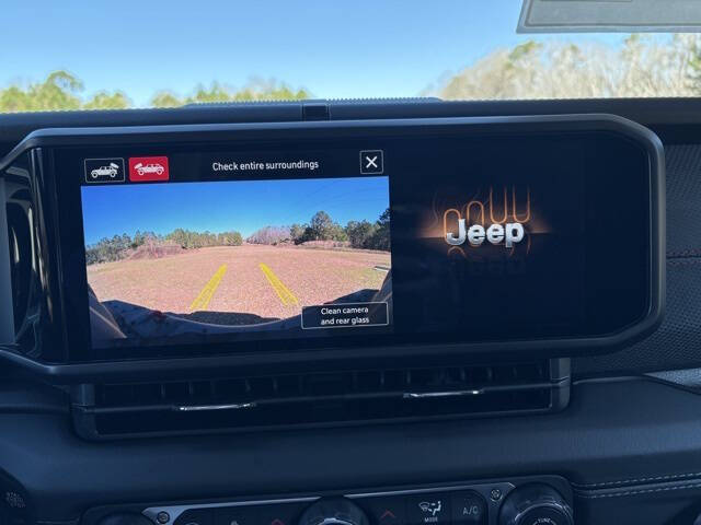 2025 Jeep Wrangler Rubicon X