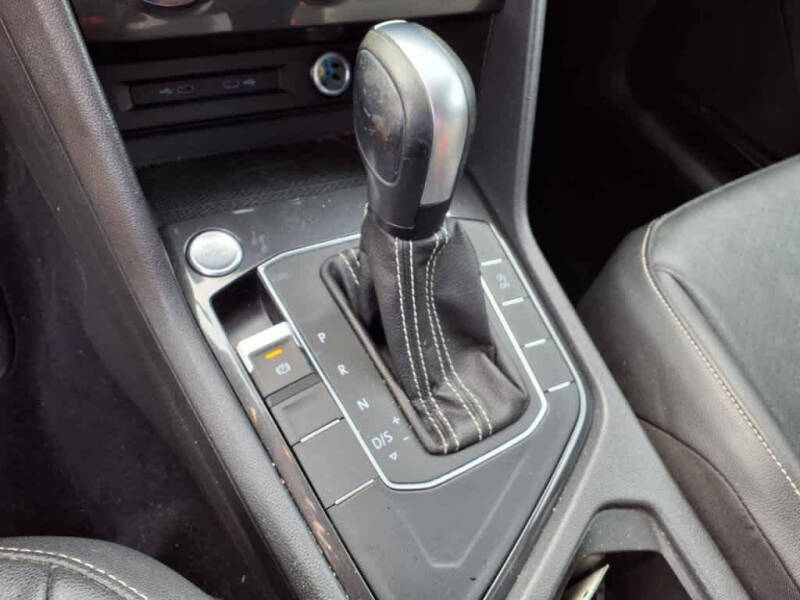 2021 Volkswagen Tiguan SE