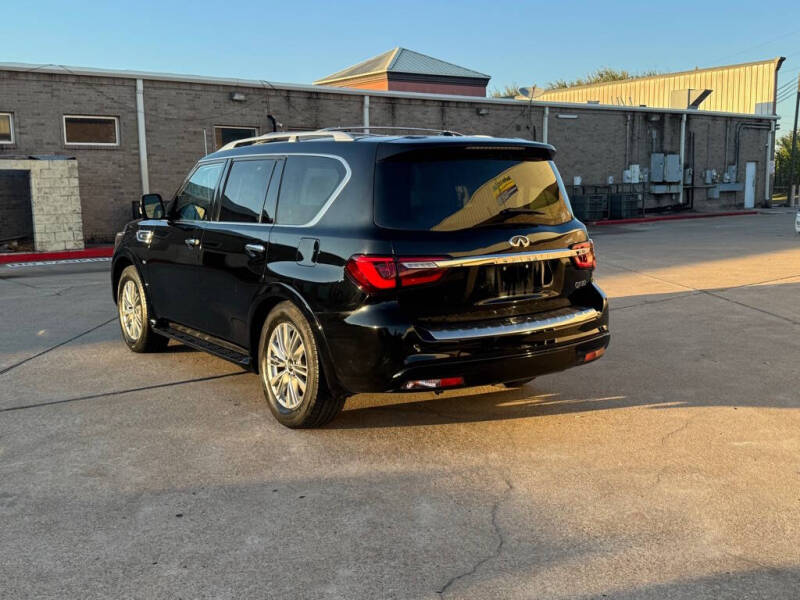 2019 Infiniti QX80 Luxe