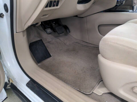 2013 Nissan Pathfinder SV