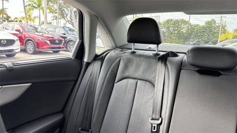 2017 Audi A4 2.0T quattro Prestige