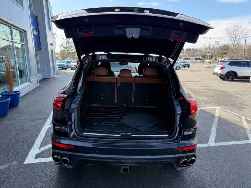 2016 Porsche Cayenne S