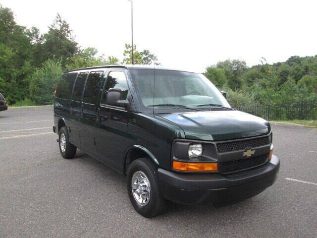 2015 Chevrolet Express Passenger for sale at Tri Town Truck Sales LLC in Watertown CT