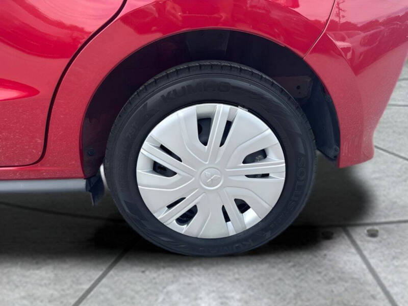 2024 Mitsubishi Mirage ES