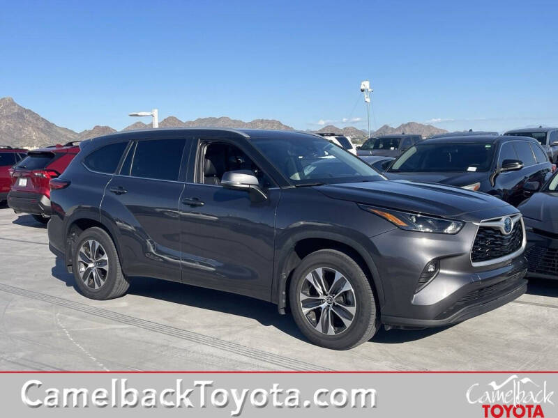 2023 Toyota Highlander Hybrid XLE